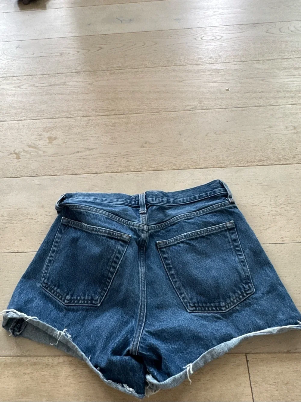 AGOLDE Parker Long Denim Shorts Women’s Size 26 High Rise Button Fly Medium dark